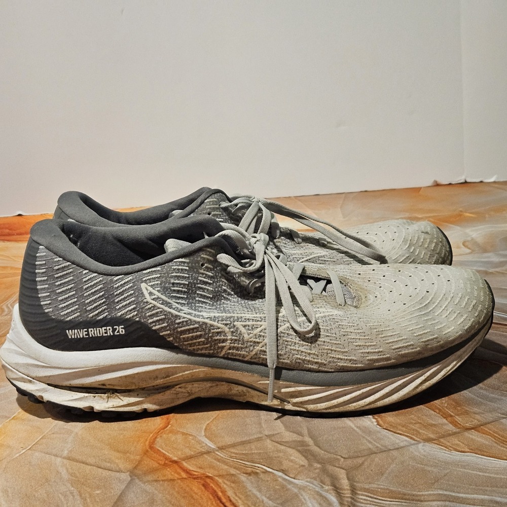 Mizuno Wave Rider 26 Mens Size 11.5 Gray Running Shoes Sneakers